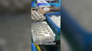 Hochwertiger Messingverbinder