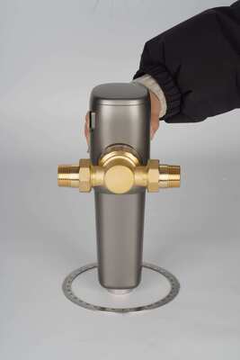 Vollautomatischer Wasservorfilter für das ganze Haus mit 40 Mikron Präzisionsfiltration und SUS 316L Edelstahlnetz
