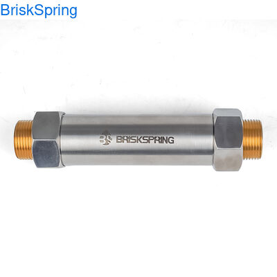 Hocheffizienter Wasserentkalker, der mit flexiblen Lösungen für Wohn- und Industrieanwendungen eine Kalkreduktion von über 90 Prozent erreicht